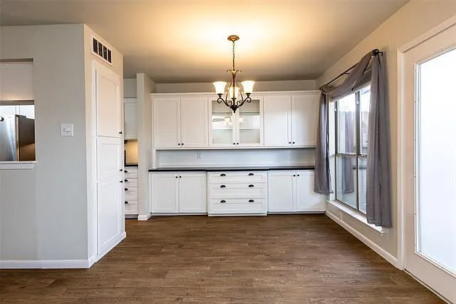 2118 Warnford Pl — Photo 10