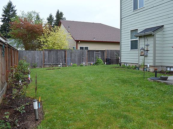 5th image of 9208 NE 45th Ave