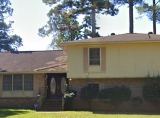803 Camelot Ct, Dothan, AL 36303