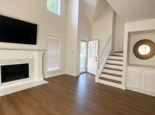 17820 Windflower Way UNIT 302, Dallas, TX 75252
