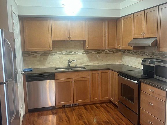 4th image of 7376 Foxmill Rd #7376-A