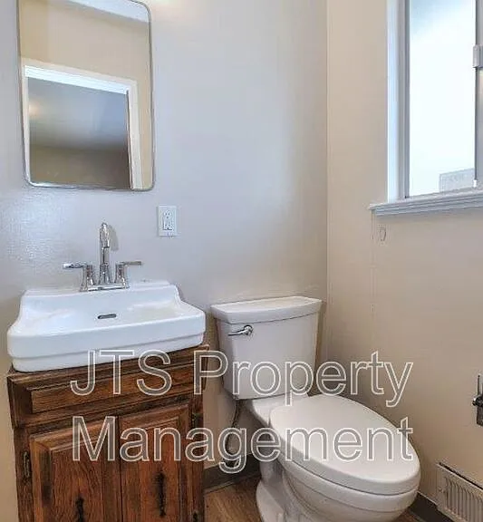 1200 Gary Way — Photo 47