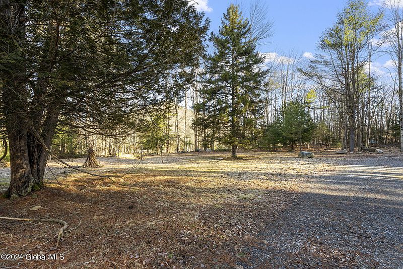 3rd image of 155 Gailey Hill Road