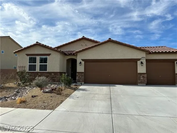 5576 S Gilliam St, Pahrump, NV 89061