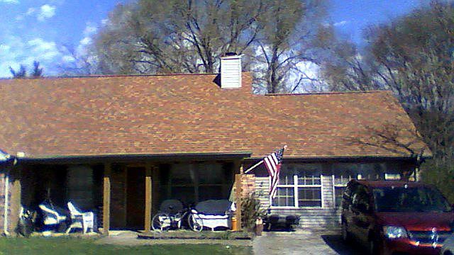 2nd image of 2120 Spring Hill Cir