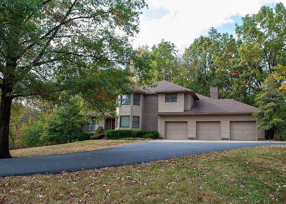 1st image of 1005 Spring Creek Dr