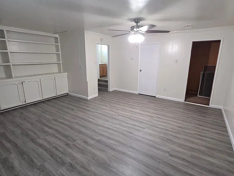 418 Lupton St — Photo 17