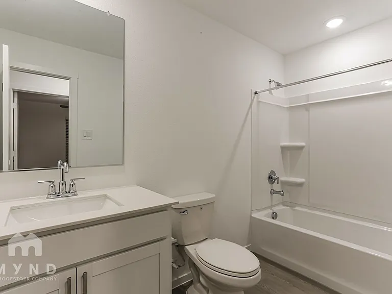10120 Dalgreen Cir — Photo 16