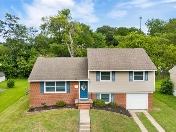 28 Yorkshire Ter, Hampton, VA 23666