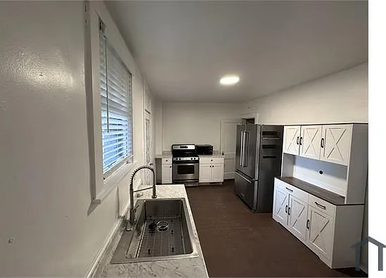 937 High St — Photo 5