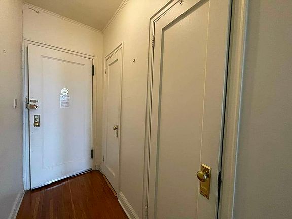 3rd image of 83-10 Lefferts Blvd #22K
