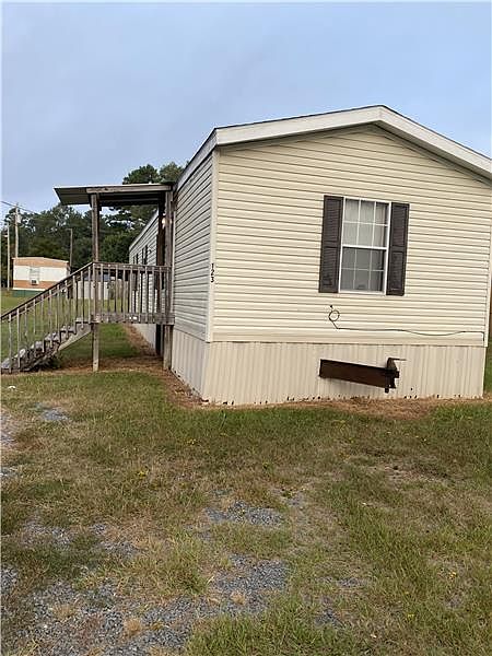 1st image of 123 Oxford Ln