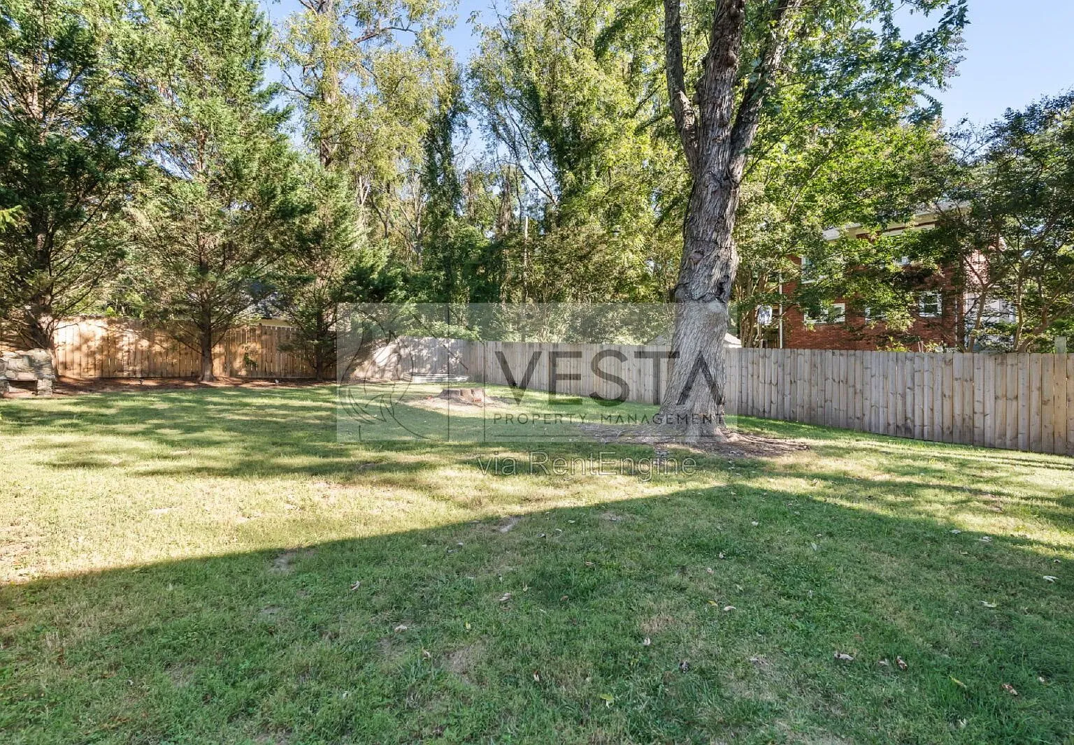 3 bed, 1.5 bath, 1232 sqft, $2,750 — Photo 2