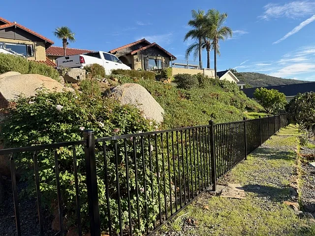 2073 Elevado Rd — Photo 12
