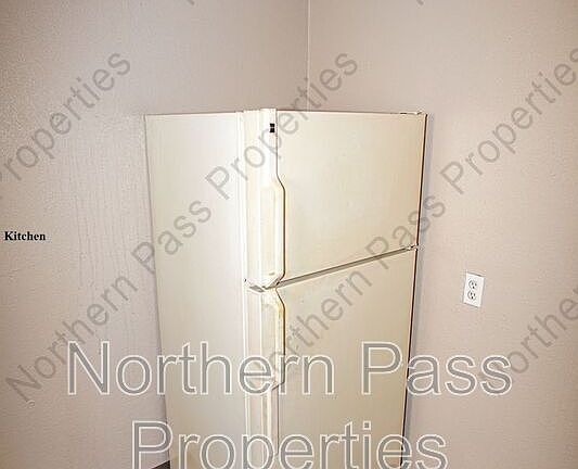 4th image of 1104 Myrtle Ave #3