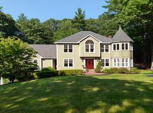 6 Meeting Place Cir, Boxford, MA 01921