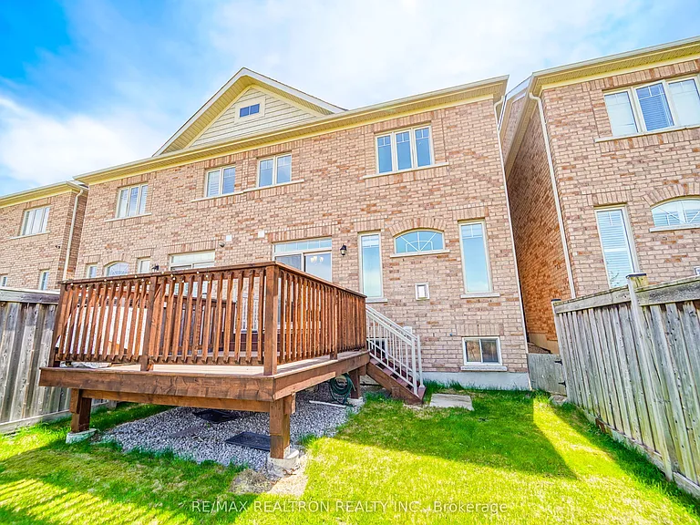 77 Betony Dr — Photo 46