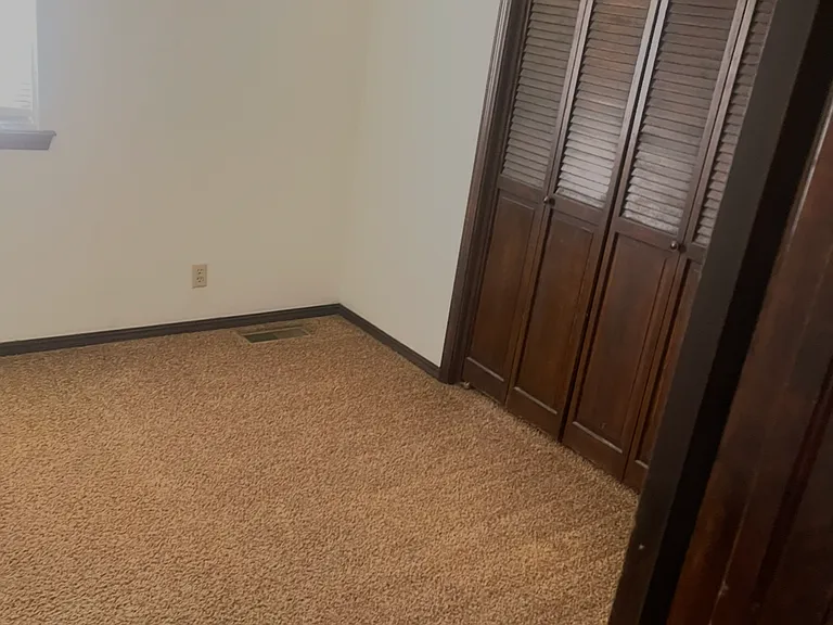 517 S Hafner St #B — Photo 9