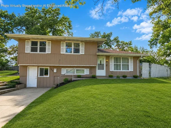 3884 Maitland St, Hobart, IN 46342