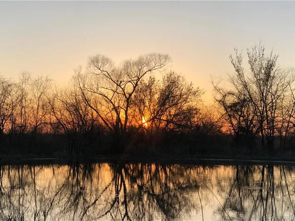 35356 Mission Belleview Rd, Louisburg, KS 66053