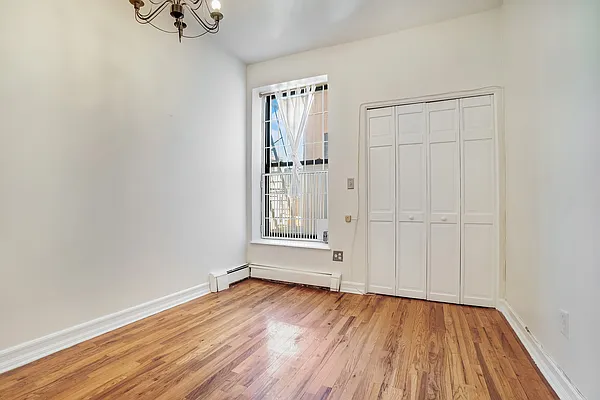 Rented by Compass | media 7