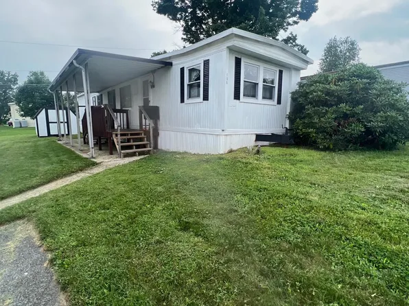 10 Frieden Mnr #A, Schuylkill Haven, PA 17972