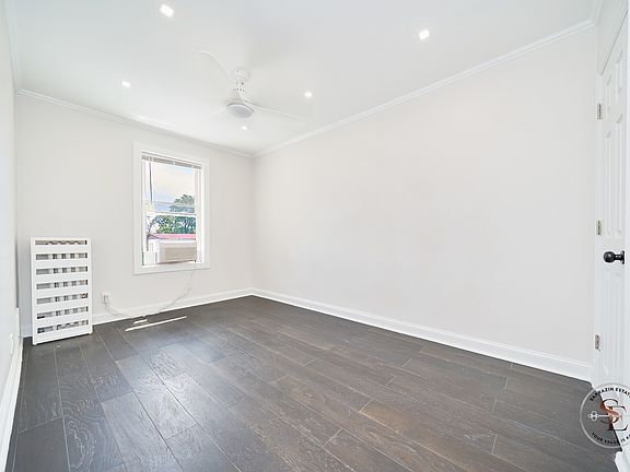 5th image of 251 Brinsmade Ave #2
