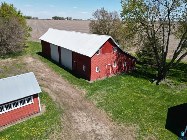 1665 31st St, Ellsworth, MN 56129