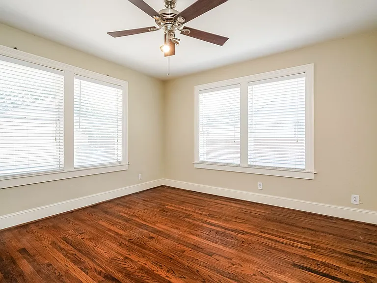 4536 Capitol Ave — Photo 7