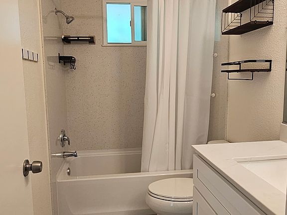 3rd image of 4428 Livingston Way