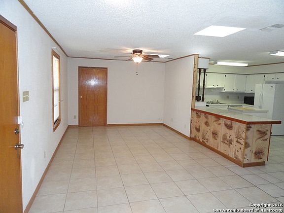 3rd image of 8814 Pertshire St