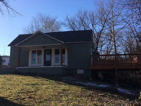 Front View with LARGE Deck