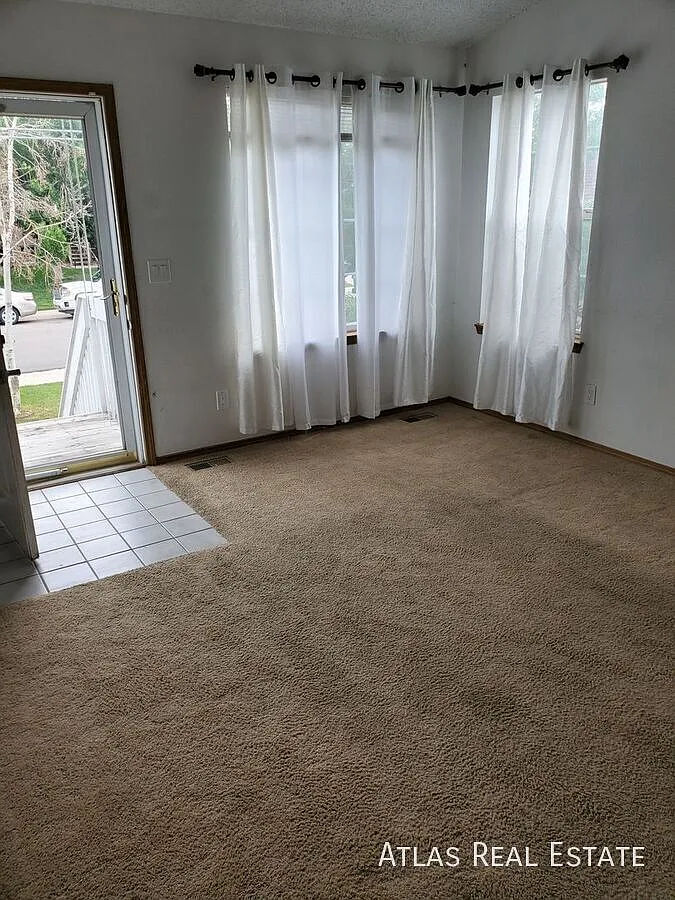 Coming Soon! Spacious 5bd/3ba Home in Southwest Brighton — Photo 4