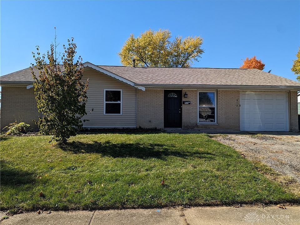 1st image of 913 Firwood Dr