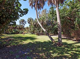 9226 Kincaid Ct, Sanibel, FL 33957