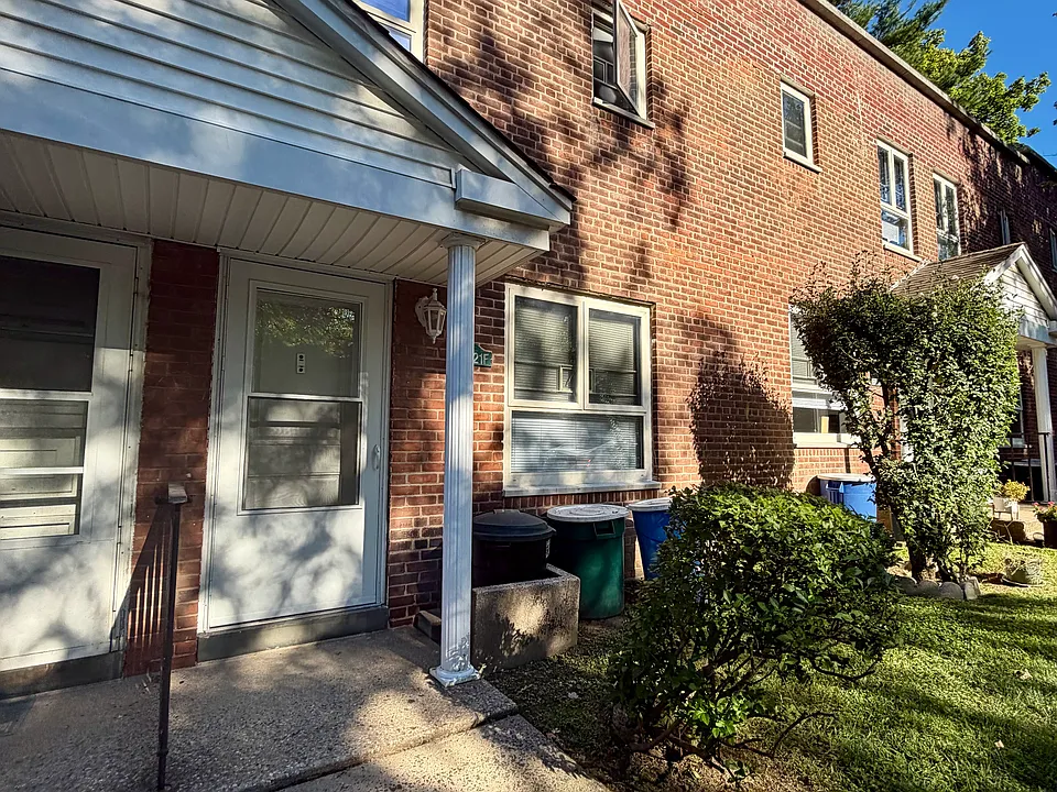 186th Ln