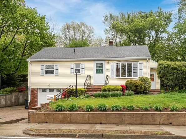 303 Forest St, Arlington, MA 02474