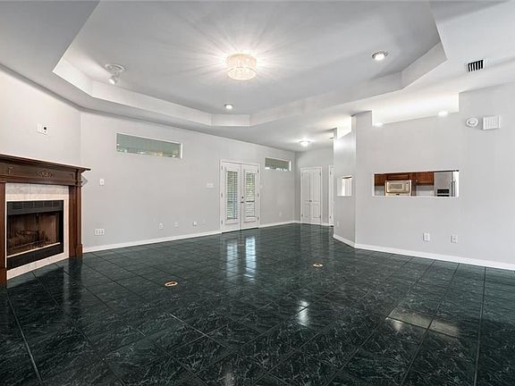 5th image of 7360 Nancy Ln