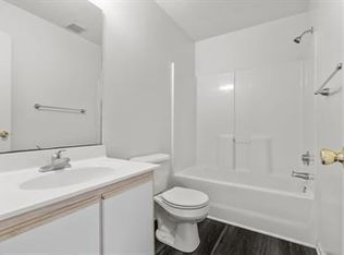400 Timberlake Trl #1, Jacksonville, NC 28546