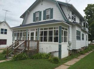 710 NE 2nd St, Marion, WI 54950