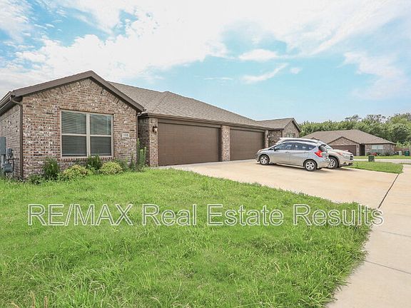 2nd image of 480 Rama St