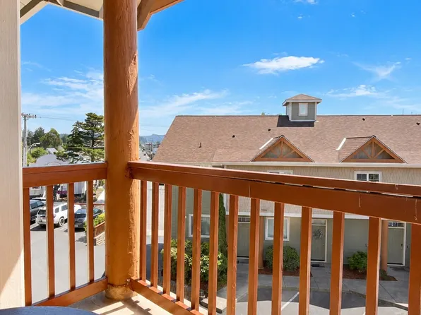 179 Laurel St APT 16, Florence, OR 97439