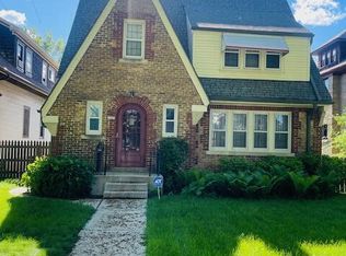 3265 N 44th St, Milwaukee, WI 53216
