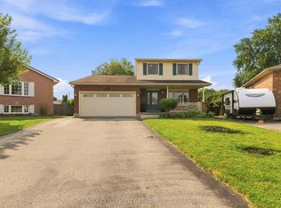 26 Oldewood Cres, Saint Thomas, ON N5R 6B2