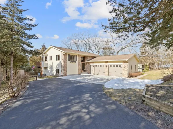 S4367 Cedarberry Lane, Baraboo, WI 53913