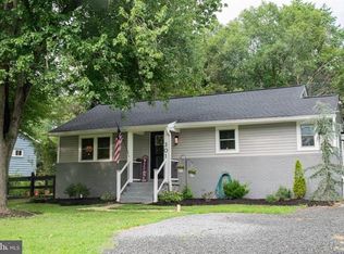 301 N Duey Rd, Remington, VA 22734