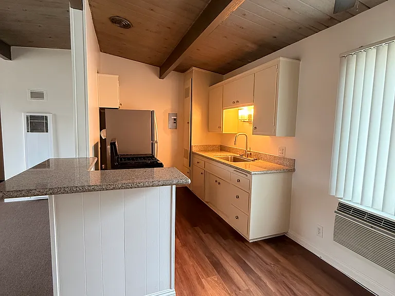 5023 Rosemead Blvd #17 — Photo 9