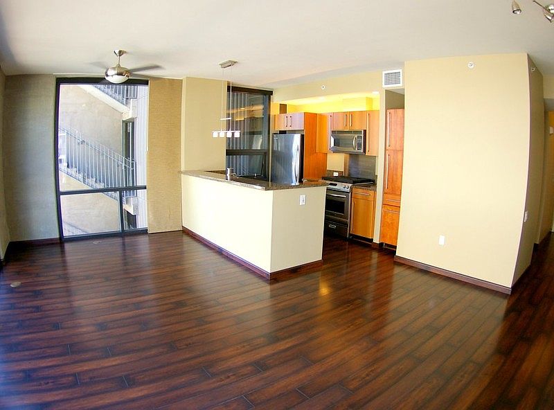 1st image of 350 11th Ave Unit 625