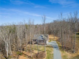 2508 Bucknell Ln, Maidens, VA 23102
