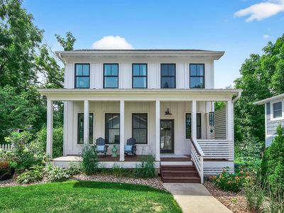64 Juniper St, Mahtomedi, MN, 55115
